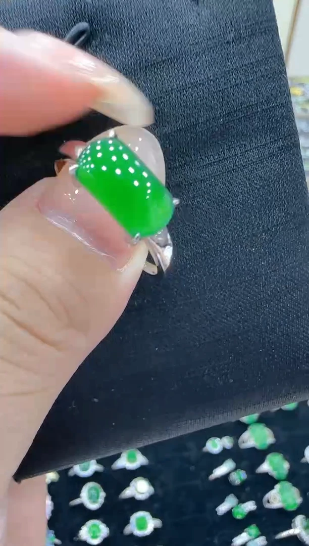 【闪购商品】翡翠戒指银S925镶嵌团购多样性发一件