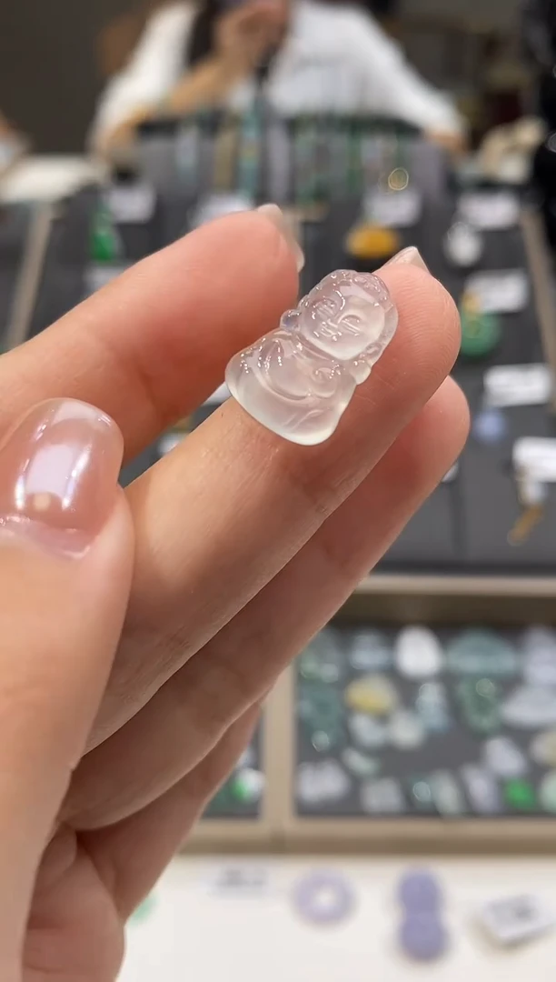 颈饰未镶嵌翡翠宝宝佛
