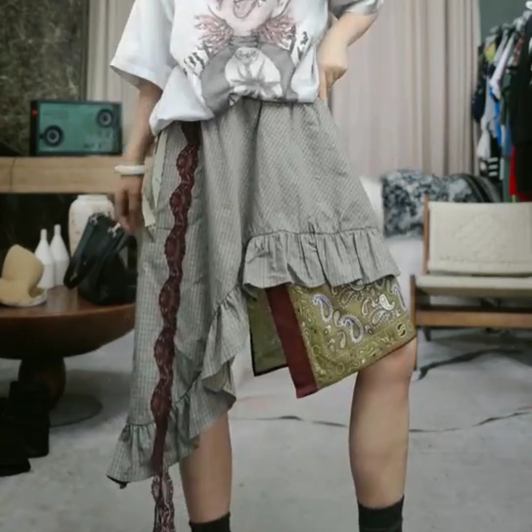 infobyfive2025夏季新款格子木耳边不规则半身裙NF0505025