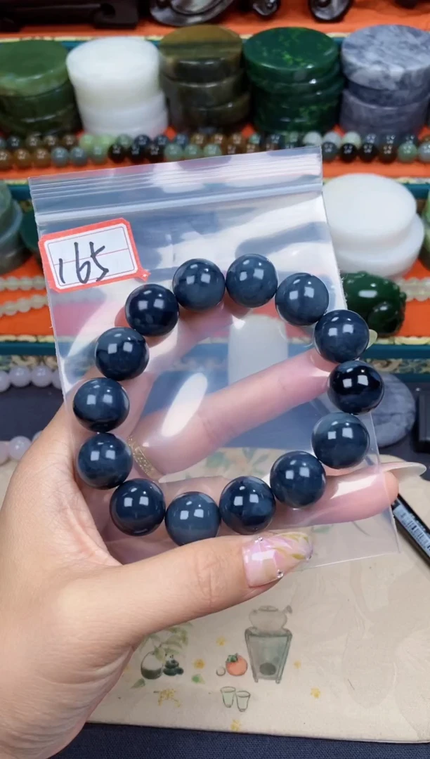 和田玉未镶嵌颈饰和田玉