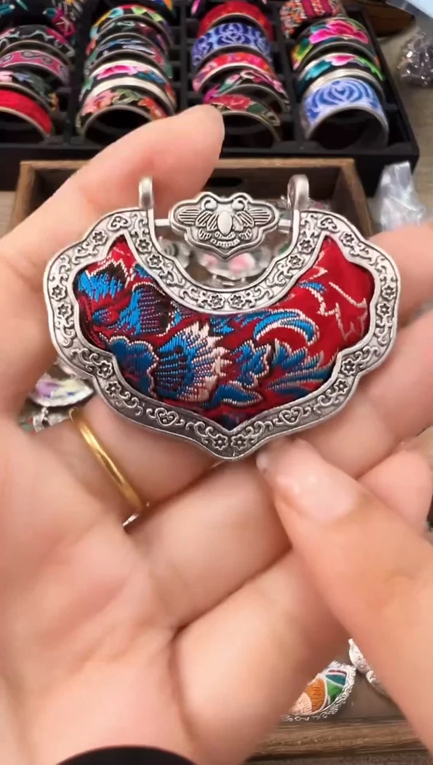 织绣艺枝独绣老绣饰品46