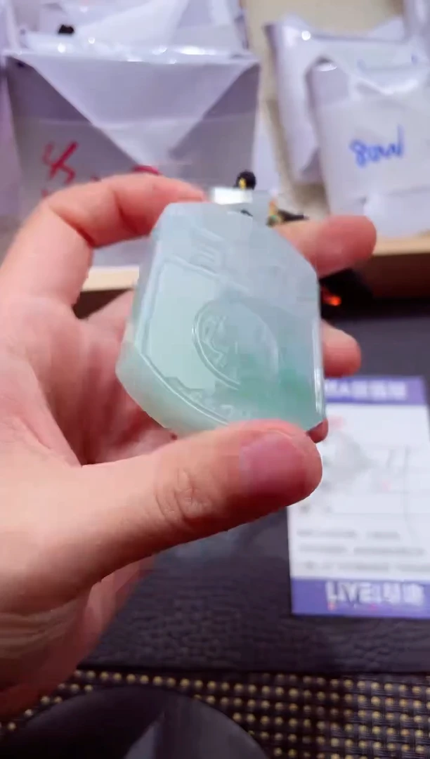 未镶嵌挂件翡翠000111