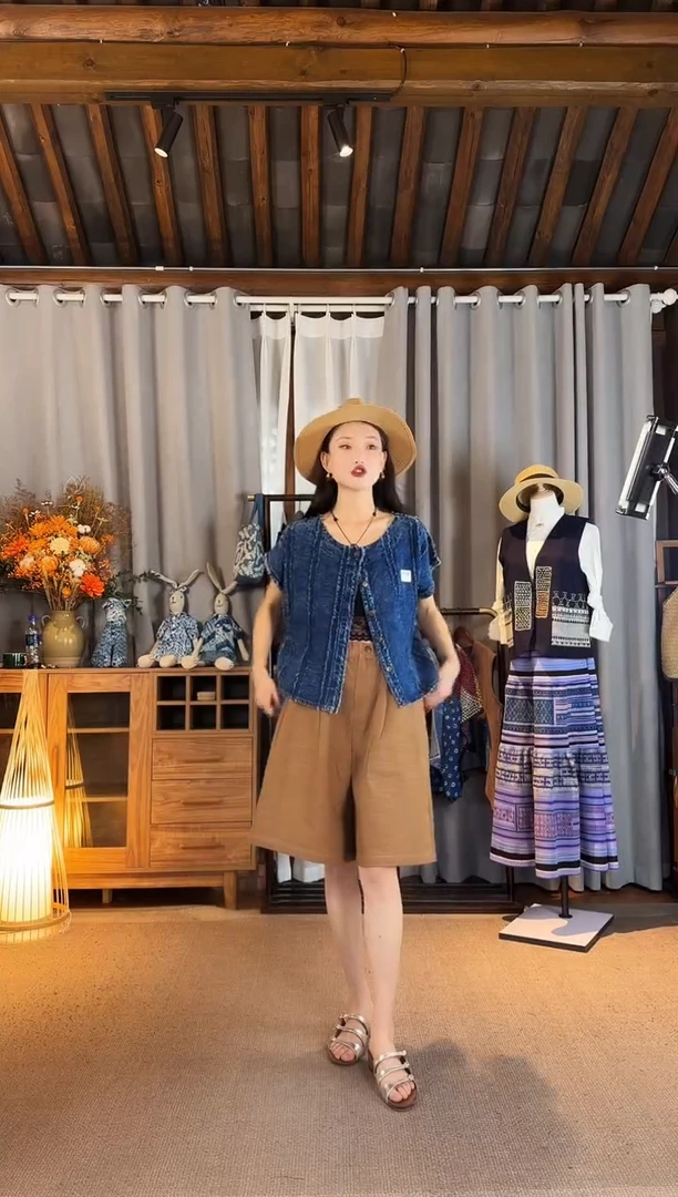 设计师款素纹流苏上衣