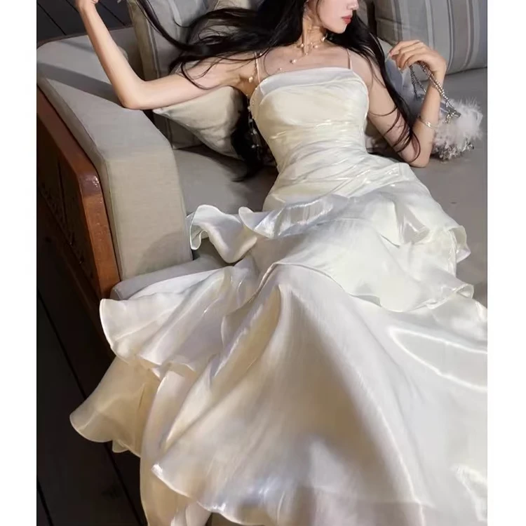 【鸢尾茉莉】小众轻奢温柔风不规则气 质立体花朵连衣鱼尾裙