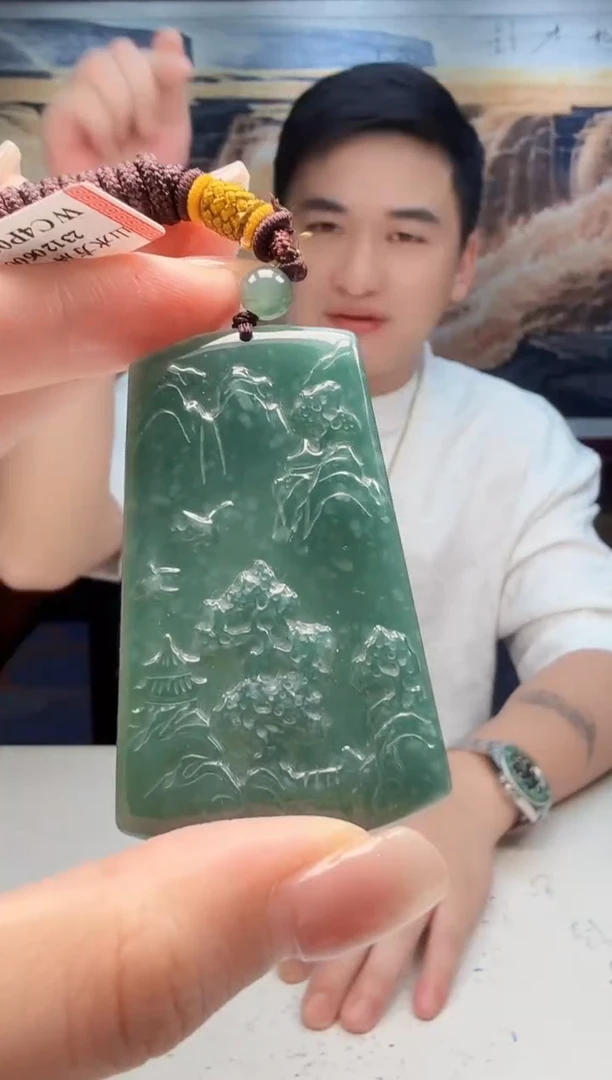 翡翠未镶嵌吊坠(不含链)11
