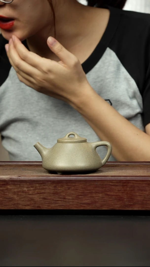 紫砂茶壶青段 子冶石瓢