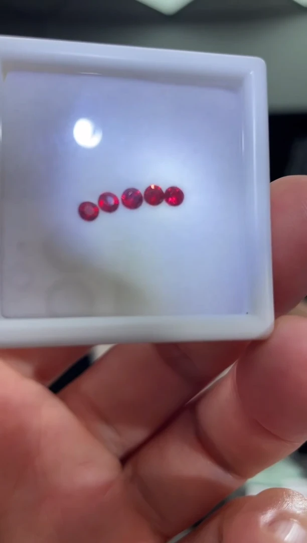 裸石尖晶石60分尖晶石