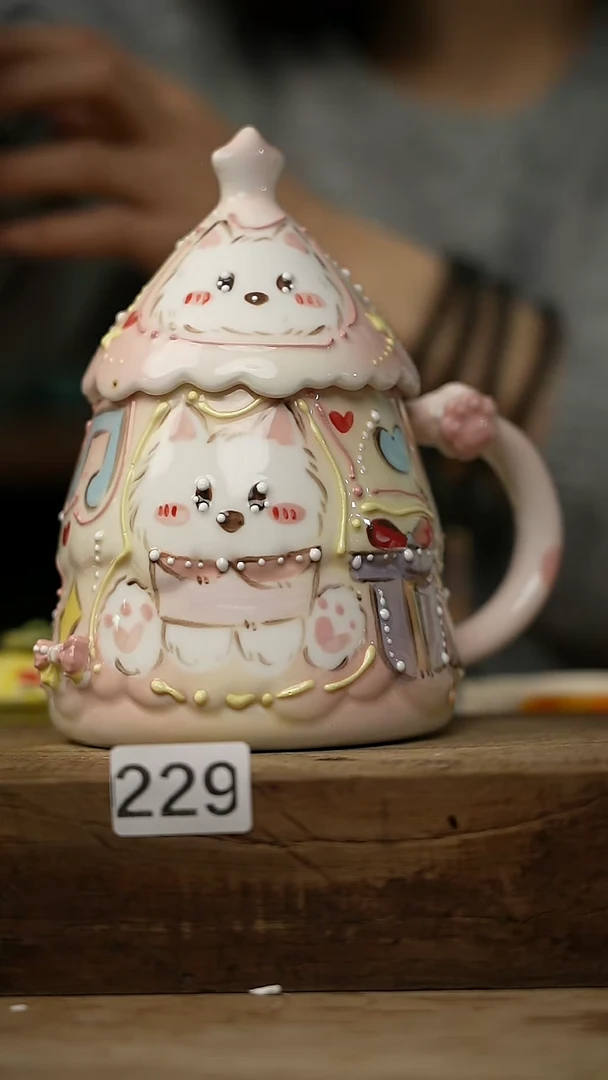 【闪购商品】瓷片新品设计师款浮雕可爱咖啡杯