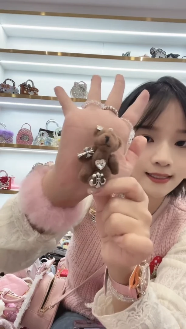 PVC格格家定制女包9076 胸针