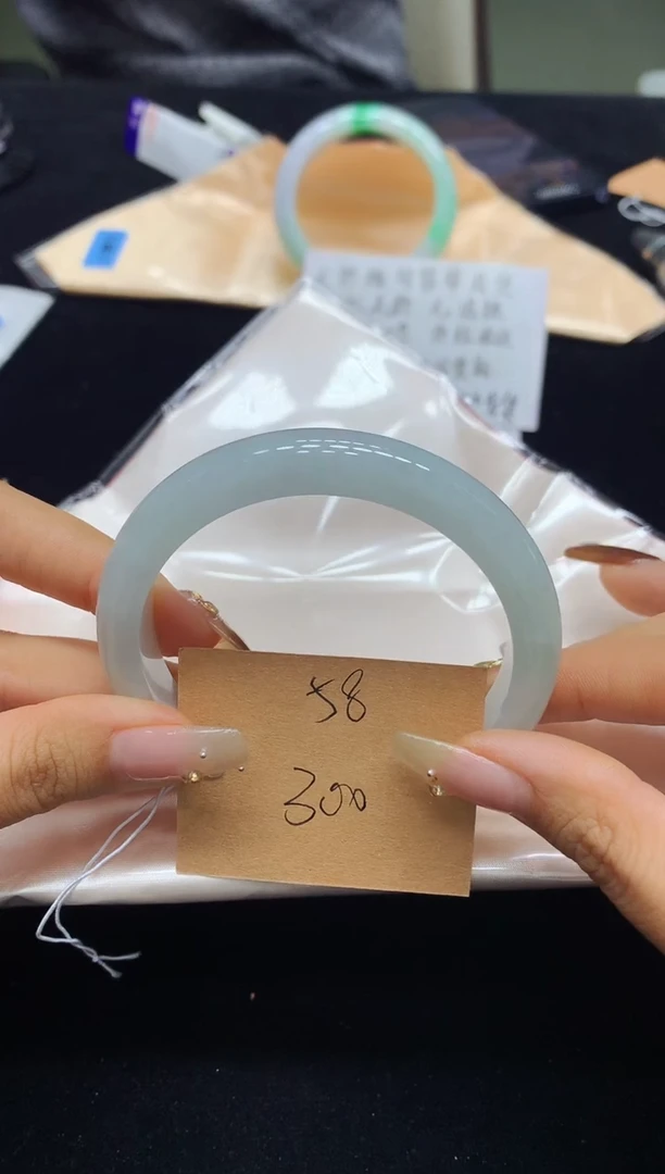 未镶嵌手镯翡翠58（48小时鉴赏）
