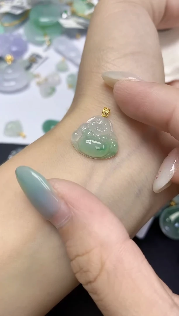 翡翠18K金镶嵌颈饰天然缅甸翡翠A货百元以上9元证书费自理