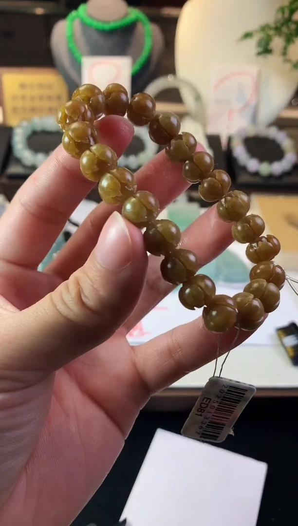未镶嵌定制翡翠毛货不退不换