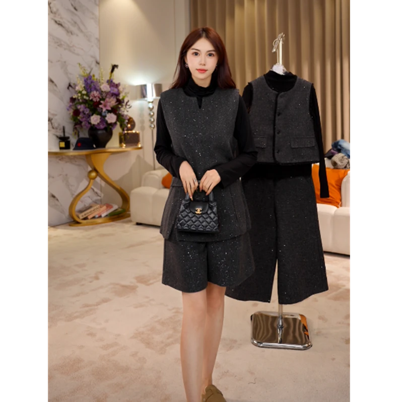G9256时尚马甲外套短裤打底衫套装2025新款女秋冬中长款三件套