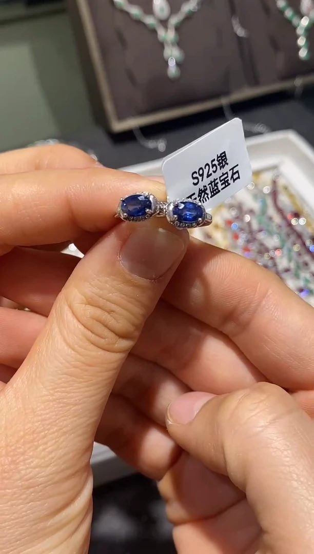 耳饰蓝宝石银S925镶嵌耳钉