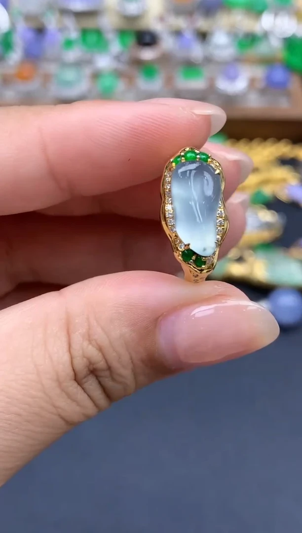 翡翠戒指18K金镶嵌530-春日珠宝