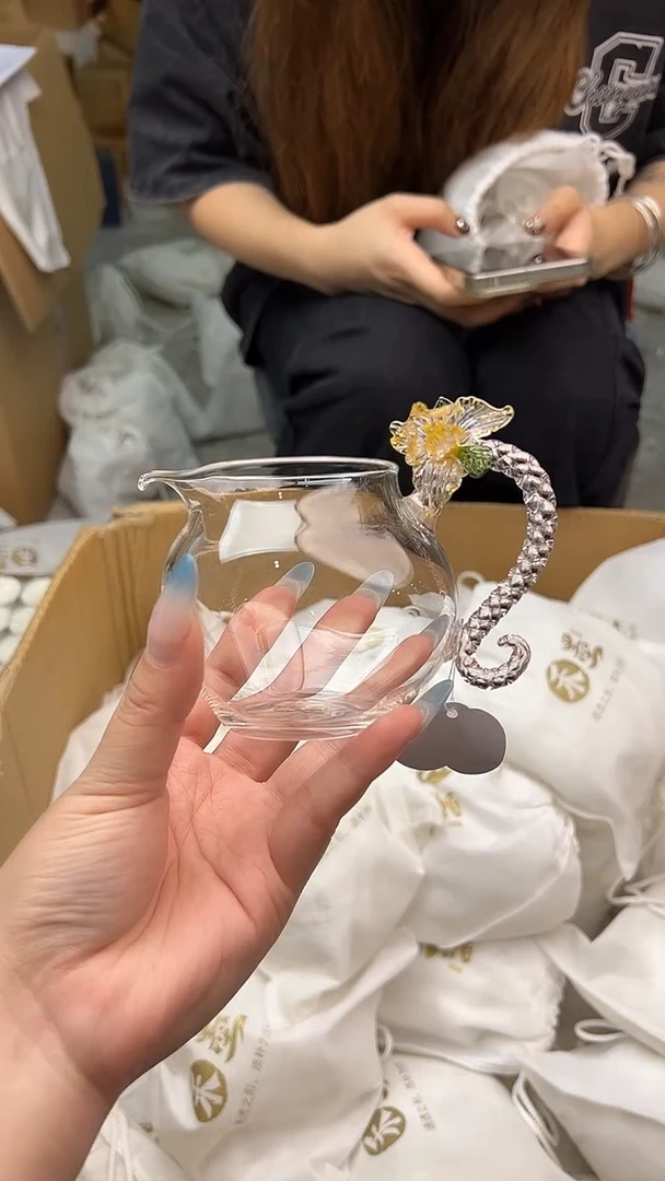 禾墨鸢然浅粉色