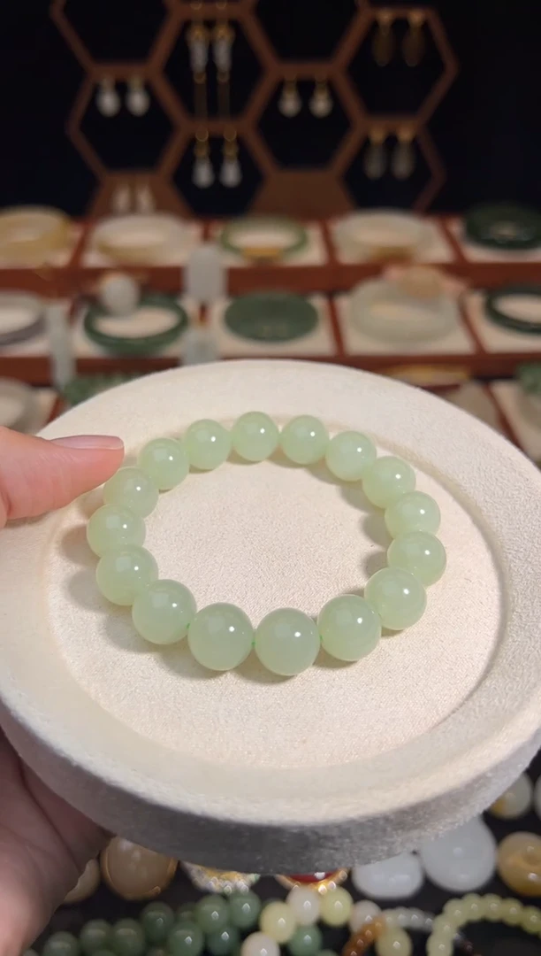 未镶嵌手链和田玉福利