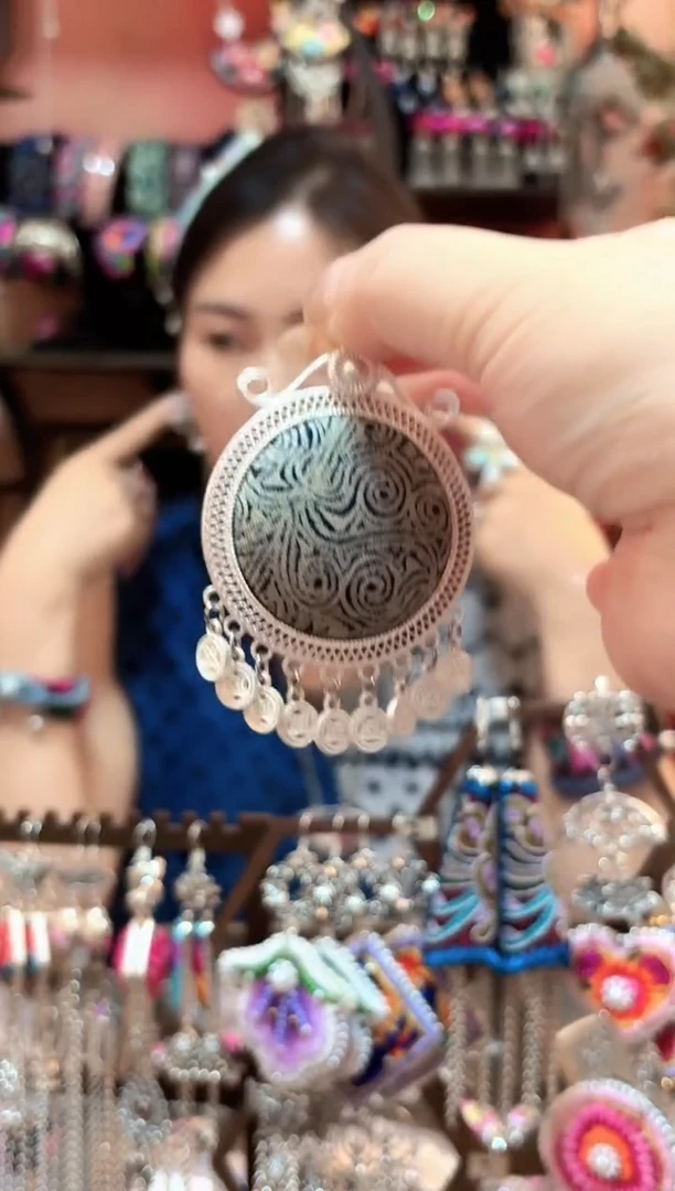 织绣云织谣民族风精美饰品   19