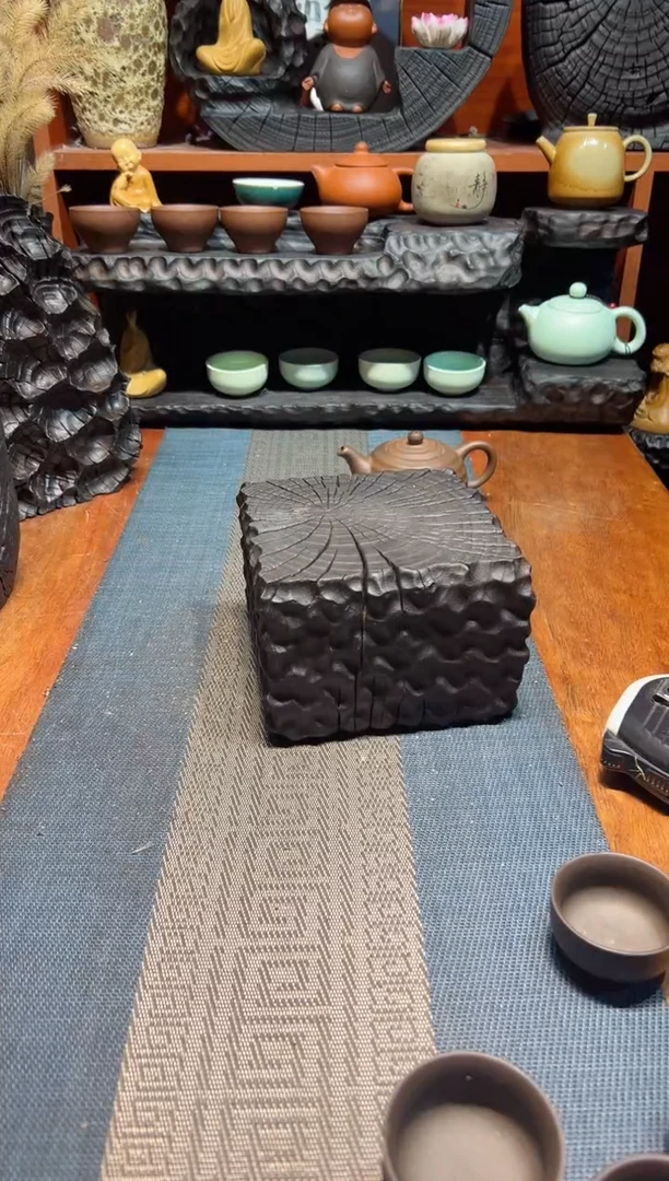 【闪购商品】香樟木木雕一物一拍