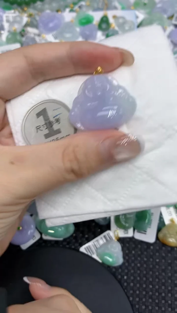 颈饰18K金镶嵌翡翠11111111
