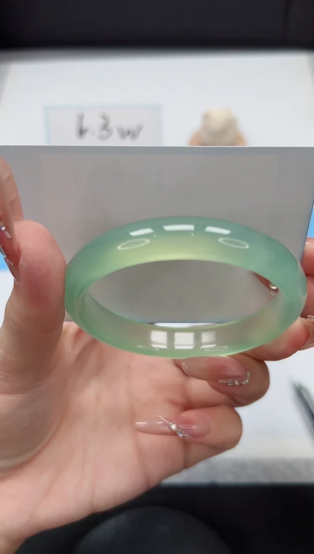 【闪购商品】石英质玉手镯未镶嵌300/55.4晴水