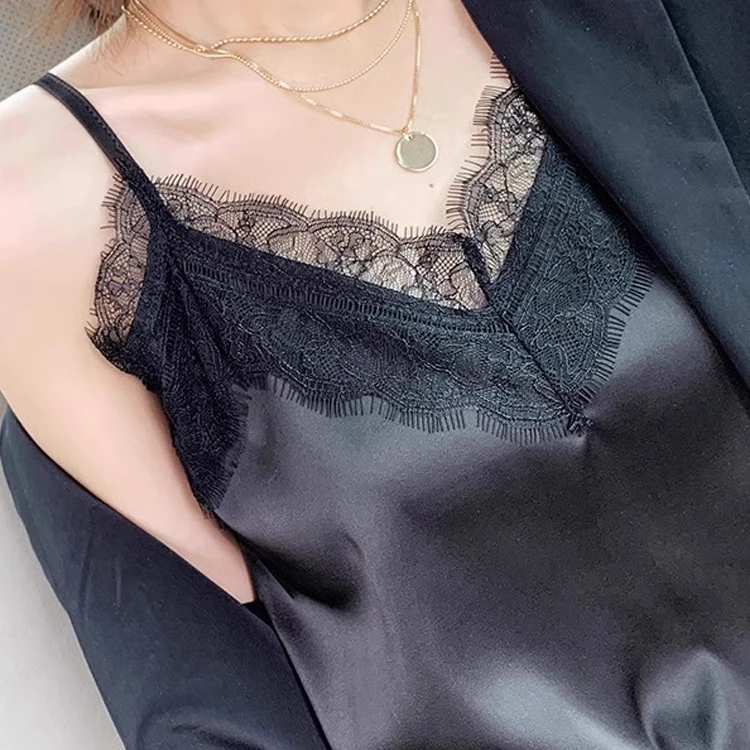 法式蕾丝小吊带背心女外穿夏美背配小西装内搭打底衣醋酸缎面上衣