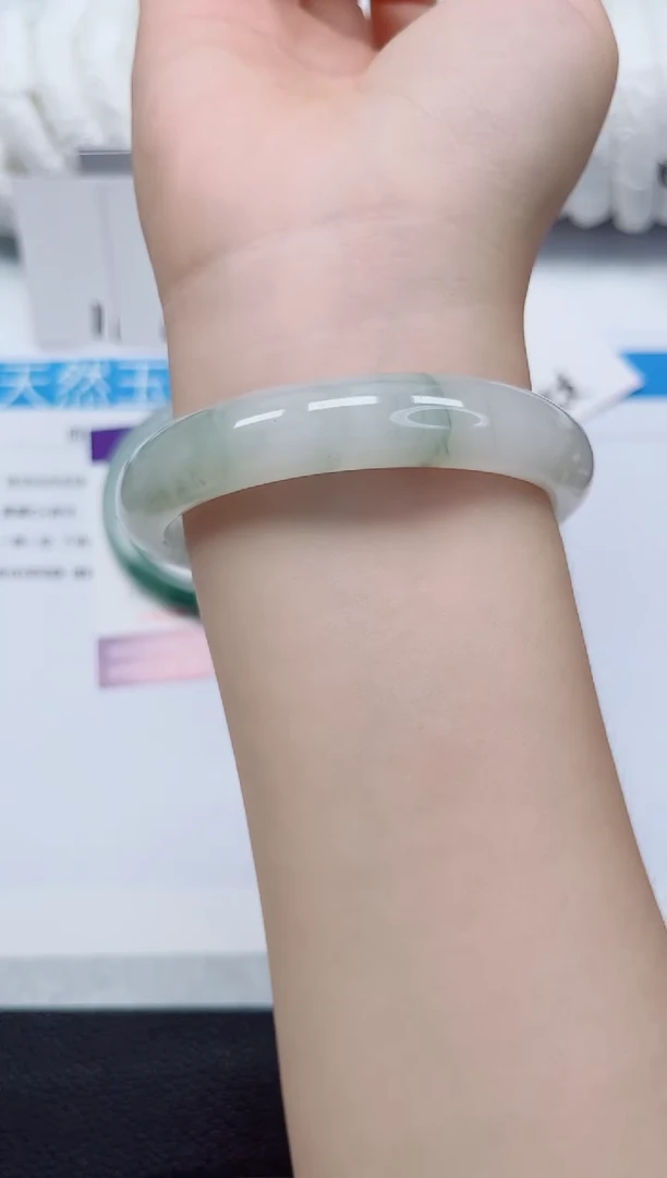 未镶嵌手镯石英质玉152-60/61