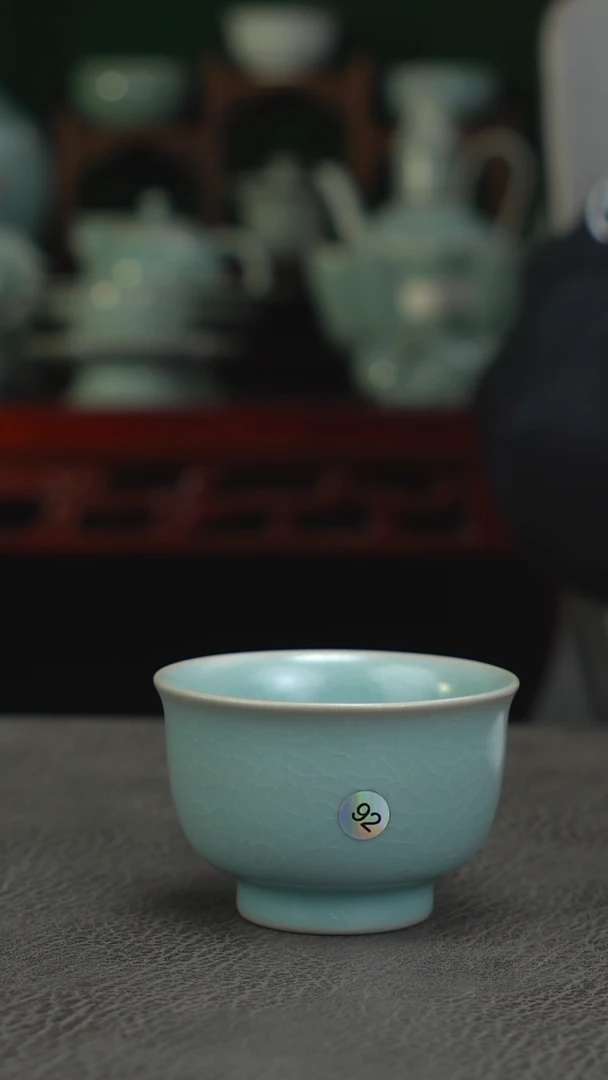 92号品茗杯   微微瑕简包-二