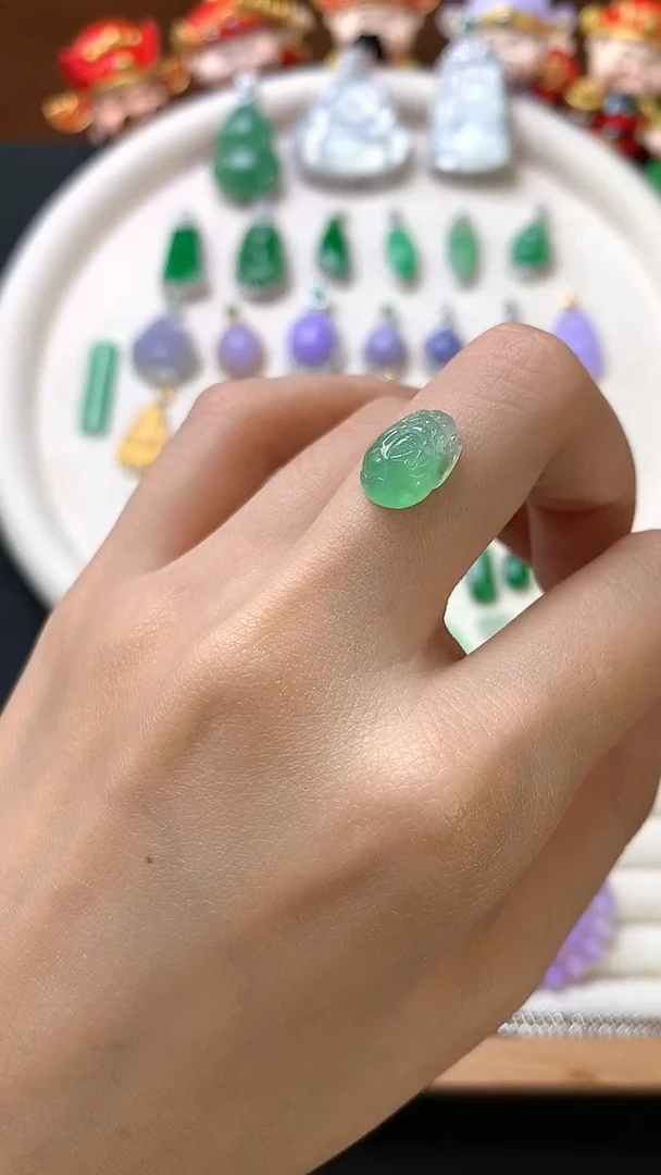 定制翡翠未镶嵌裸石（镶嵌定制）