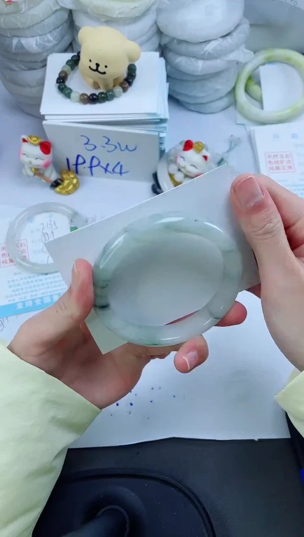 【闪购商品】石英质玉手镯未镶嵌2136-60.7