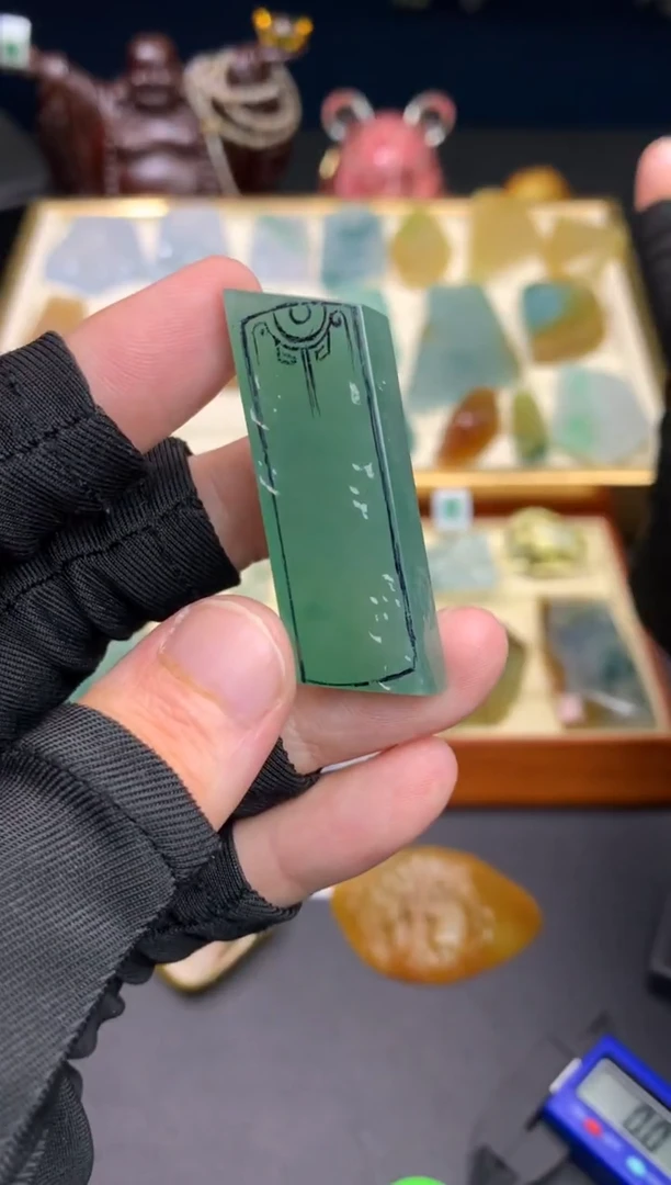 未镶嵌定制翡翠随***逛天然翡翠裸石（包工）