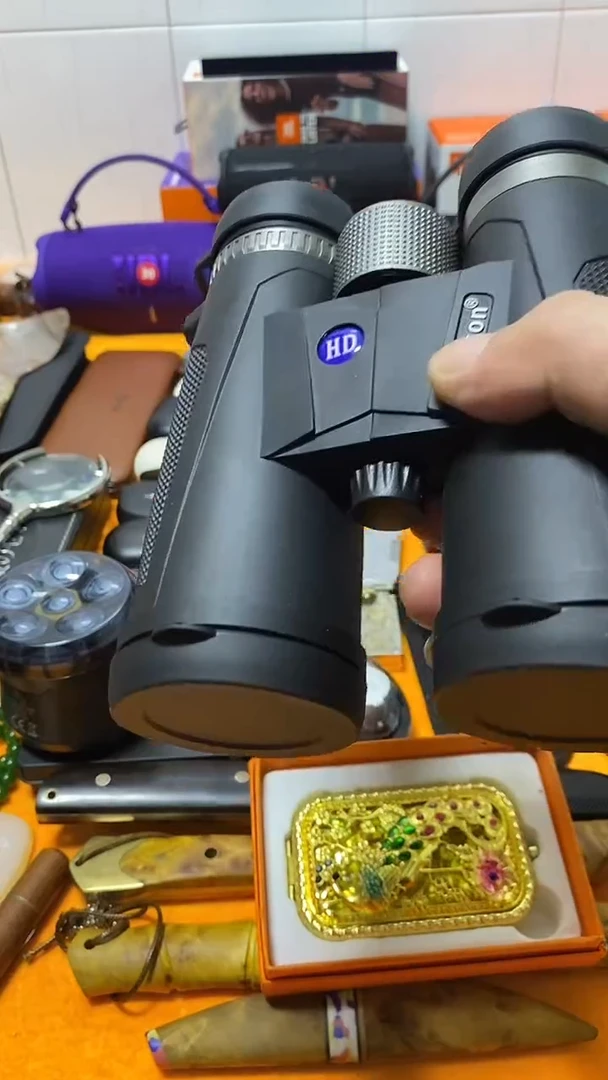 瓷片闪购商品 如图所示