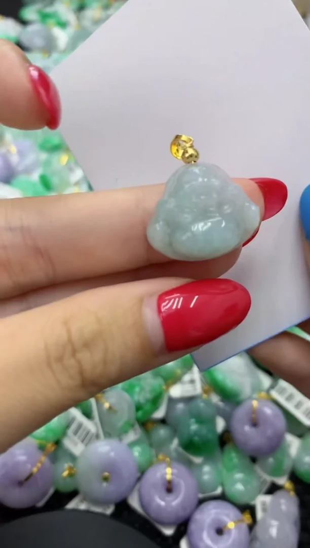 翡翠未镶嵌颈饰天然缅甸翡翠A货