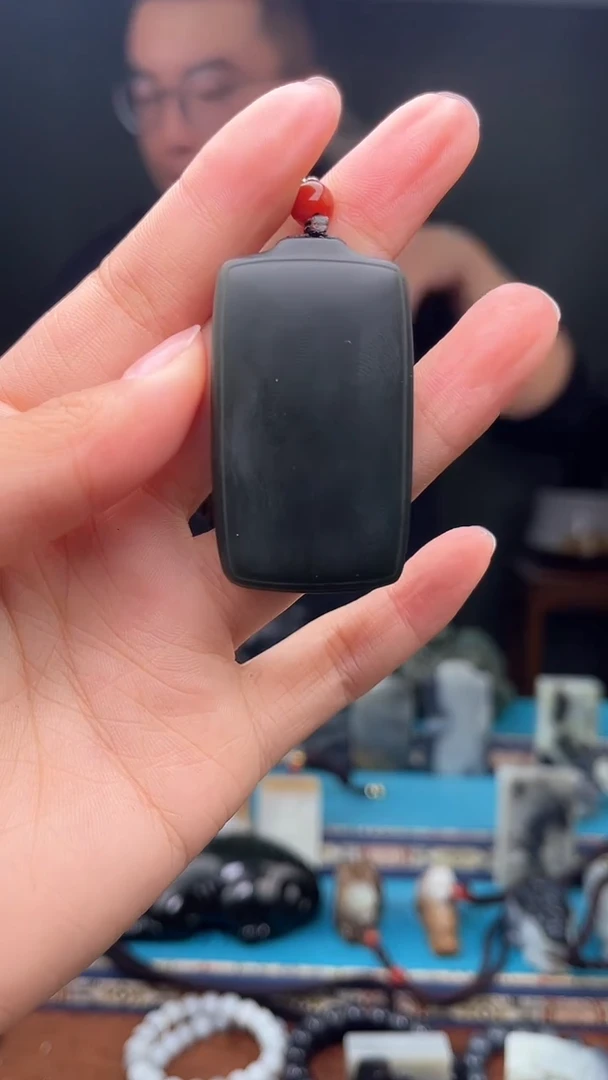 未镶嵌和田玉挂件1