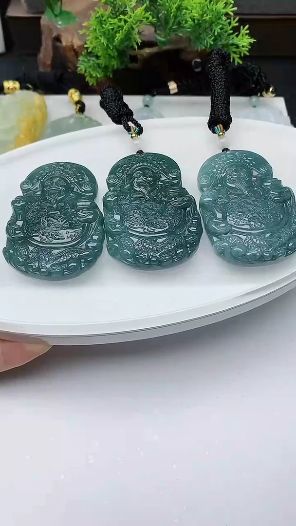 【闪购商品】翡翠颈饰未镶嵌多样性发其一