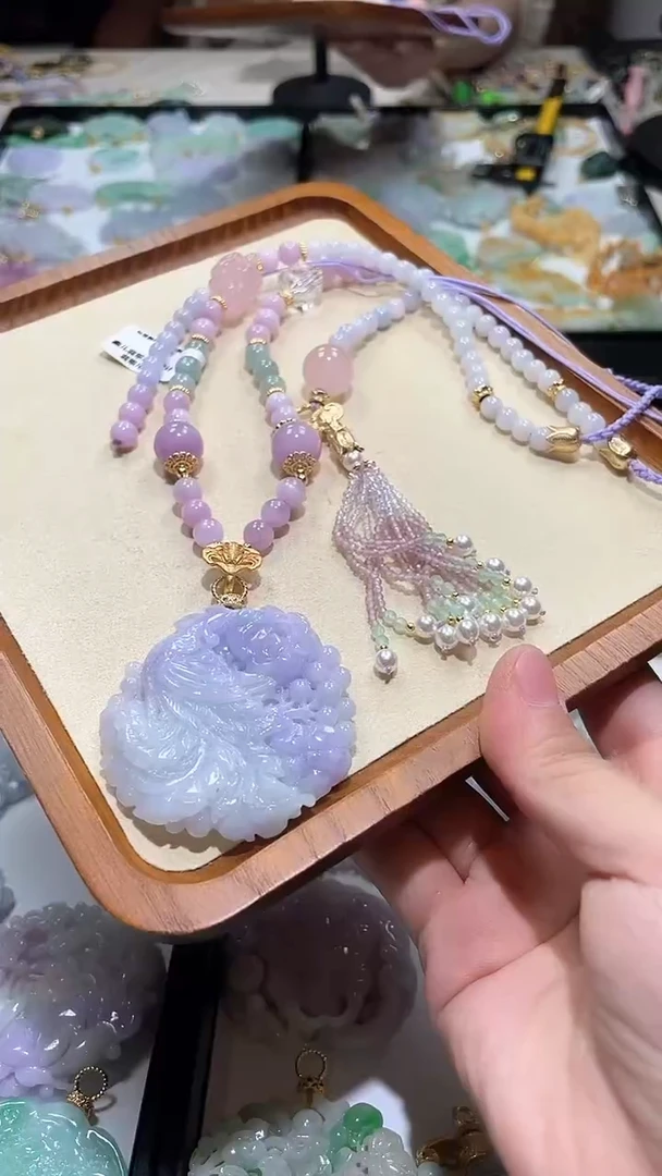 【闪购商品】翡翠颈饰未镶嵌吊坠