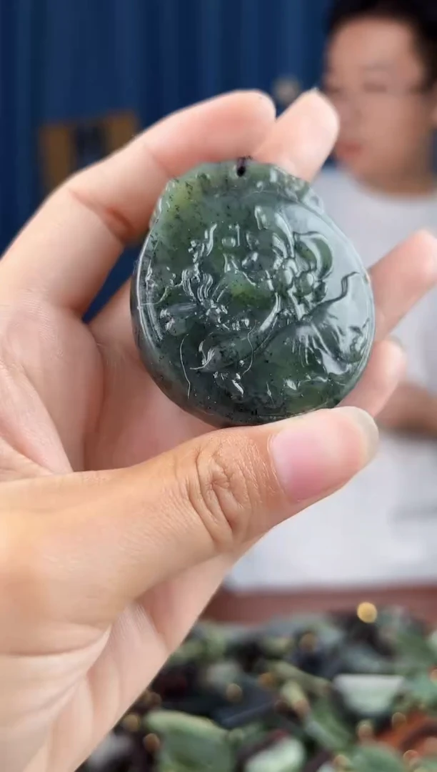 未镶嵌和田玉挂件拍一发一，