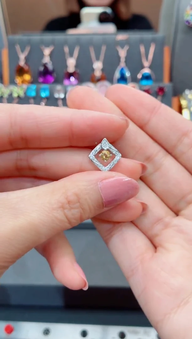 吊坠(不含链)银S925镶嵌水晶水晶吊坠