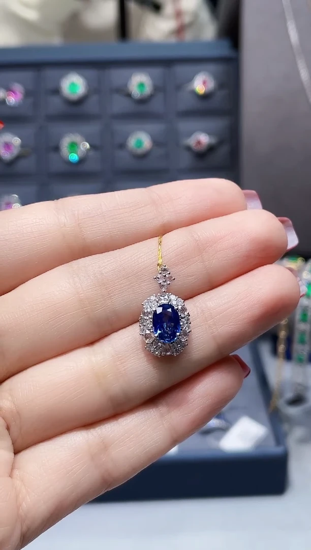 【闪购商品】蓝宝石吊坠(不含链)18K金镶嵌1.35克拉 无烧