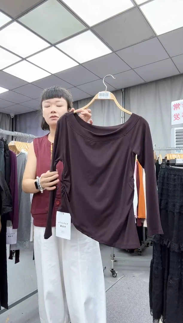 大哥家漂亮衣服漂亮颜色