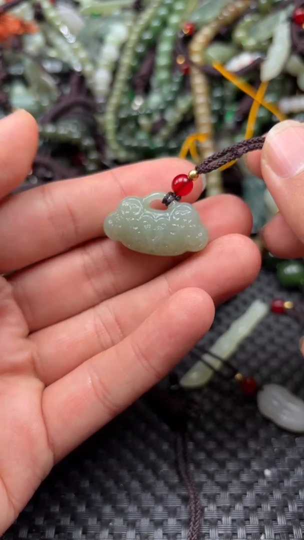 【闪购商品】和田玉颈饰未镶嵌.