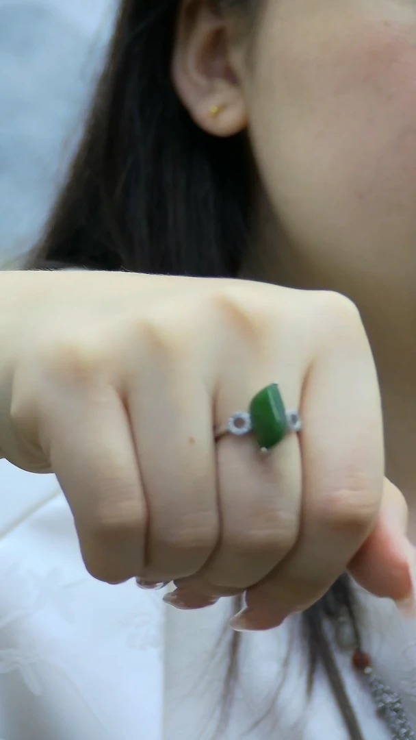 【闪购商品】和田玉戒指银S925镶嵌戒指