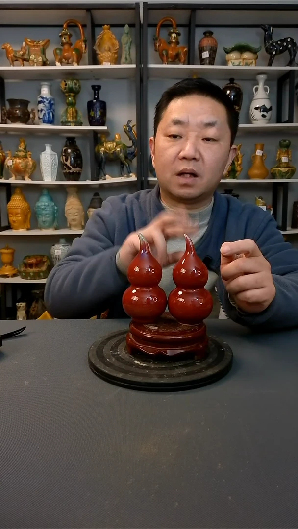 摆件复古风格瓷器一对