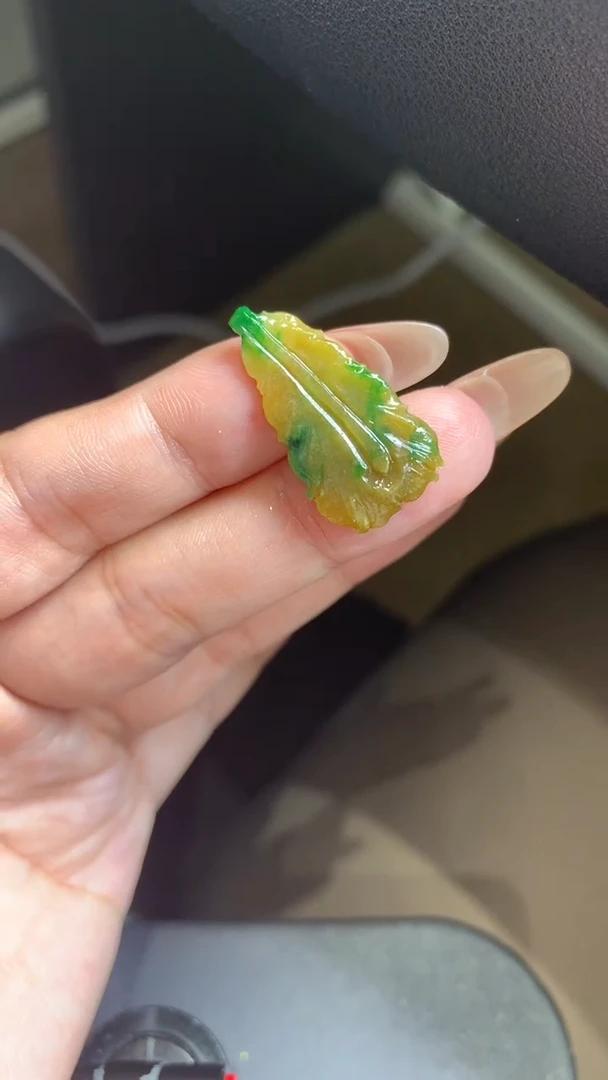 【闪购商品】定制翡翠未镶嵌翡翠