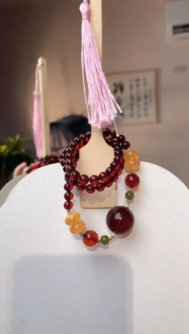 裸石琥珀未镶嵌18+血珀项链