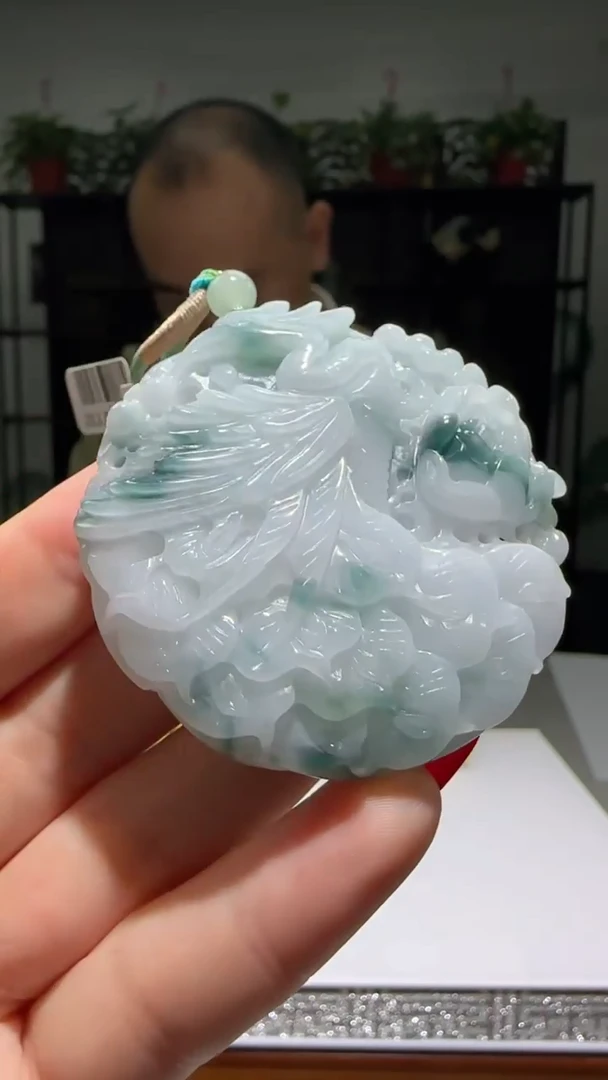 【闪购商品】翡翠颈饰未镶嵌天然翡翠A货吊坠