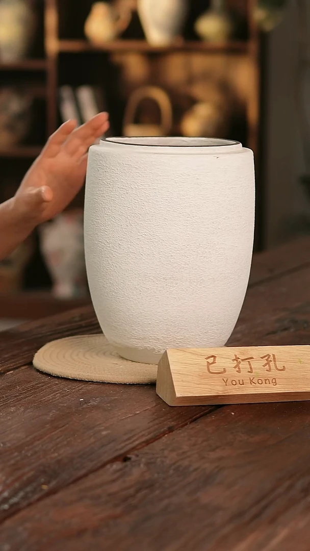 摆件10-128高26口16误差2已打孔