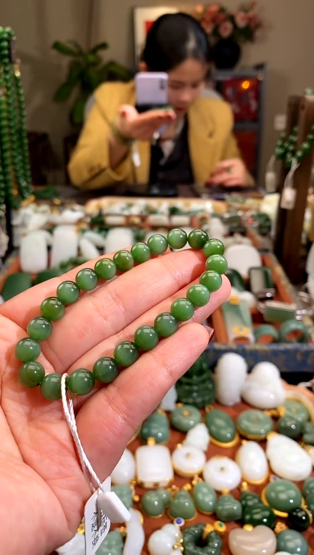 未镶嵌手链和田玉.