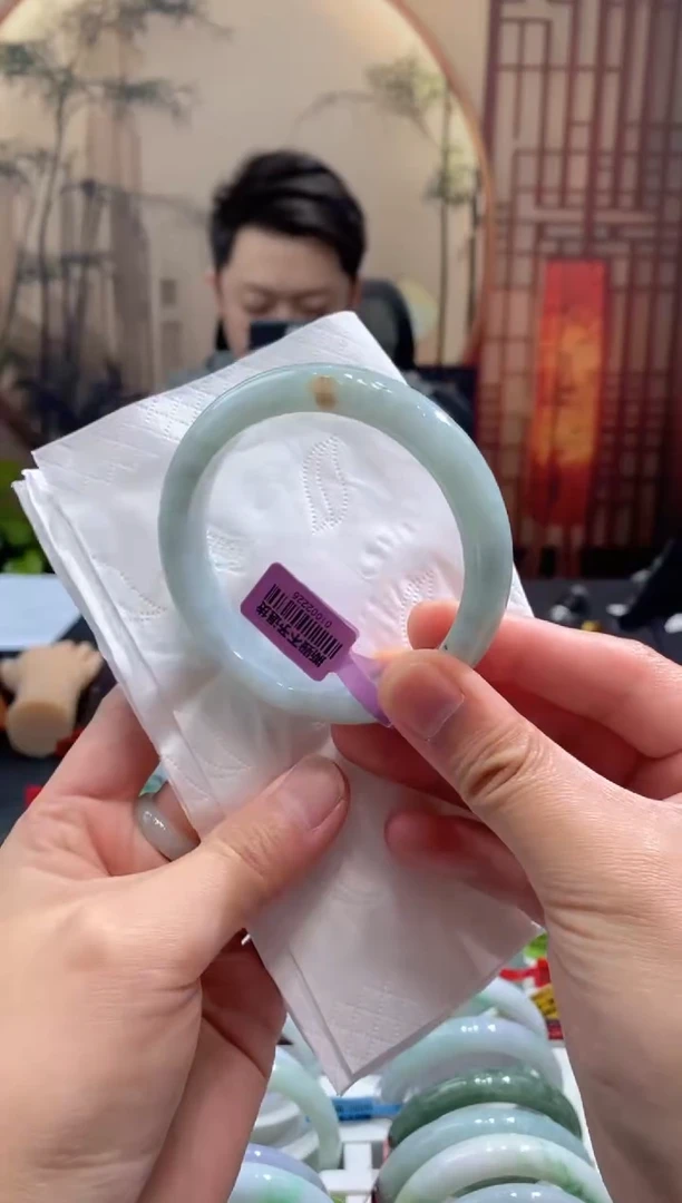 未镶嵌手镯翡翠000084502