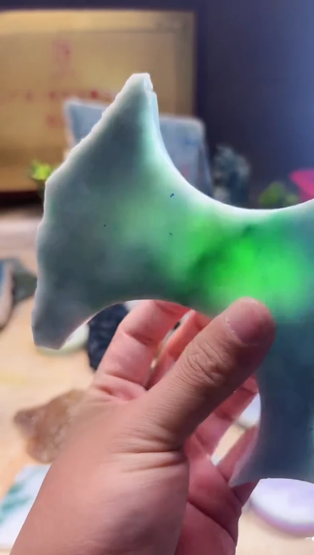 翡翠挂件未镶嵌A货张麦A657